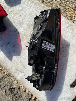 PZ světlo + PZ světlo kufru Audi A6 - 3