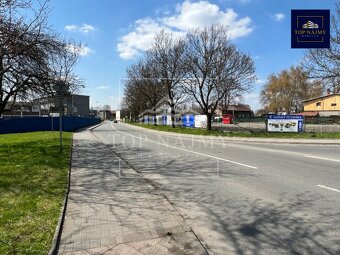 Pronájem pozemku s kancelářemi a garáží ve Vratimově - 3
