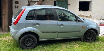 Ford Fiesta 1.3i 51kW, r.v.2007, najeto 250.000 km - 3