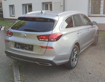Hyundai i30 1.0 TGDI 88 kW Smart Navi combi - 3