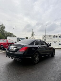 Mercedes-Benz C400 4MATIC V6 - 3