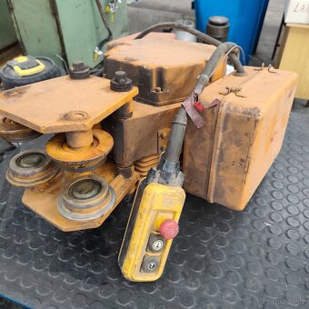 Elektrický řetězový kladkostroj BALKANCAR B053M - 500 kg - 3