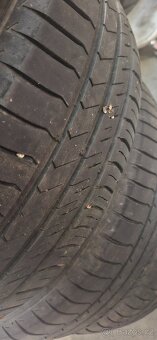 Kola Škoda Fabia 185/60r14 - 3