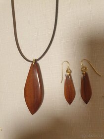 Šperky dřevěné - 3