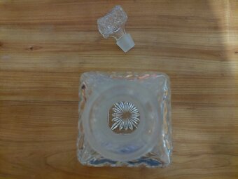 Retro stará sklenice či karafa na whisky, whiskey, koňak rum - 3