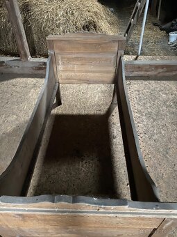 Starožitná postel - 3