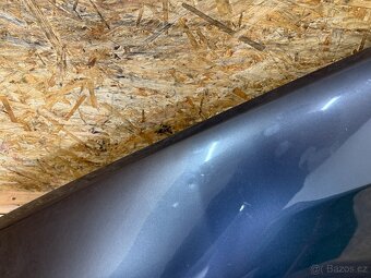 LEVÝ PŘEDNÍ BLATNÍK BMW E90/91 SPARKLING GRAPHITE - 3