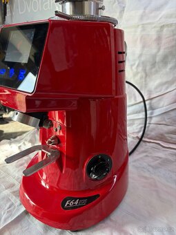 Mlýnek na kávu - 3