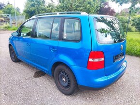 Prodám díly VW Touran 1.6 Fsi - 3