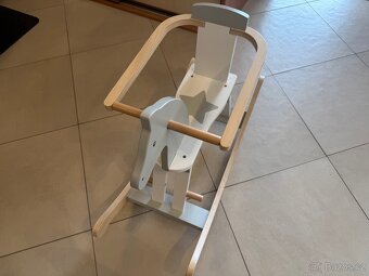 Houpací koník - 3