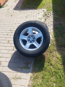 Kola Nissan Pathffinder R51 6x114 r17 et30 - 3