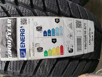 195/55/16 zimni pneu GOODYEAR 195/55 R16 - 3