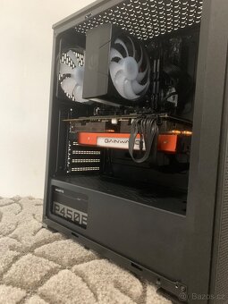 Herní Pc + Monitor | GTX 1080, Ryzen 5 - 3