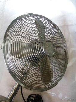 Stolní retro chromový ventilátor - 3