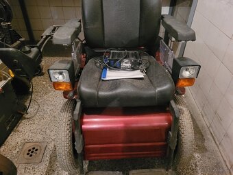 Elektrický invalidní vozík Powertec F60 - 3