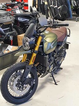 Moto Morini Seiemmezzo Scrambler - AKCE - 3