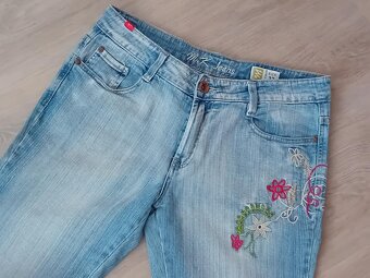 DÁMSKÉ DŽÍNY S VÝŠIVKAMI - vel.L/XL /zn.M.K Jeans - 3