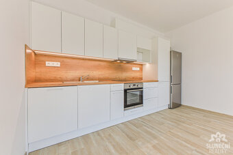 Pronájem bytu 2+kk, 47 m², Bojkovice- Čtvrť 1. máje - 3