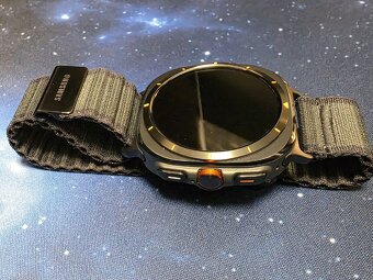 Samsung Galaxy Watch Ultra šedý titan + pásek - 3