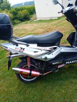 Prodám skutr maxon 125 rv 2010 - 3
