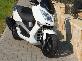 Aeon ELITE 400i MaxiSkutr--Top Stav a Top km 1500km - 3