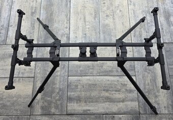 Stojan Anaconda Black Barrier Pod - 3