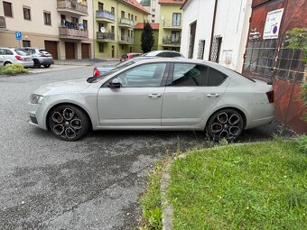 Škoda Octavia III RS 230(169kw) - 3