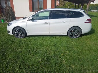 Peugeotu - 3
