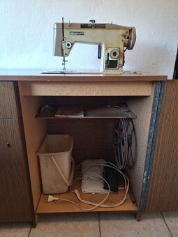 Šicí stroj Lucznik - 3