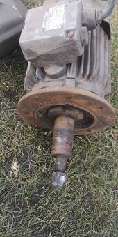 Přírubový 3F motor - 3