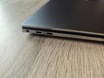 Dell Precision 5560 i7-11850H 16GB 512GB Nvidia A2000 4GB - 3