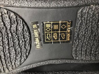 Dámské nízké sněhule  vel. 39 - 3