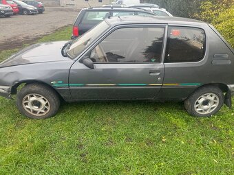 Peugeot 205 na dily - 3
