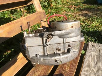 Motor ČZ 150c - 3