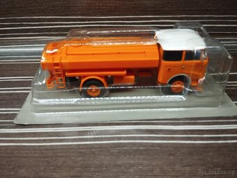 Škoda 706 kropička 1:43 Deagostini - 3