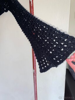 Černý bolerko/svetr s dlouhými rukávy - 3