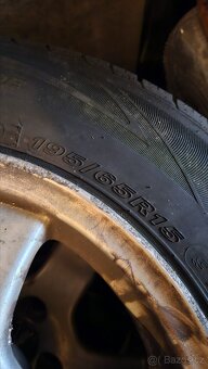 Kola na Peugeot R15 - 3