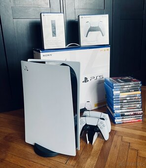 Playstation 5 mechanika, 2x ovladač, nab. stanice, 23 her - 3