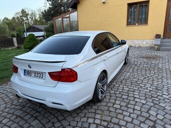 BMW 320i e90 sport packet 140000km Nové CZ - 3