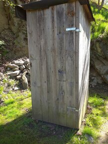 Dřevěné WC na stavbu - 3