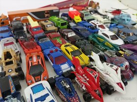 autíčka Hotwheels a Matchbox - 3