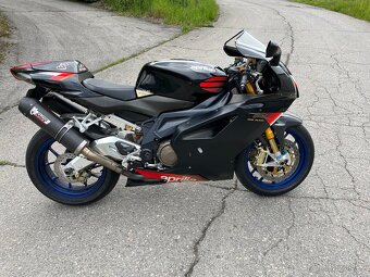 Aprilia RSV 1000r Factory do ČT za 130 000 - 3