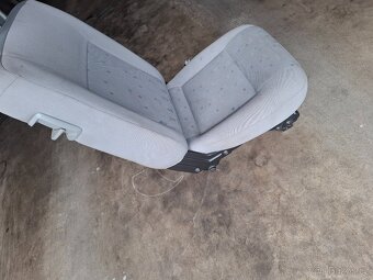 Sedadlo VW T5 - 3