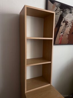 Dřevěná skříň - 3