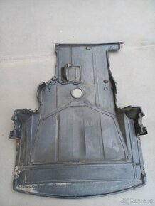Bmw e46 kryt pod motor - 3