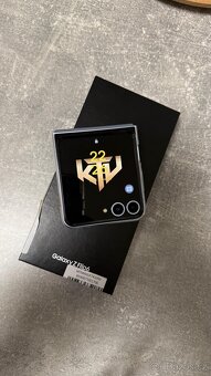 Samsung Galaxy Z Flip6 TOP - 3