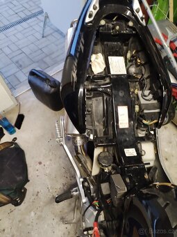 Honda CB 600f hornet - 3