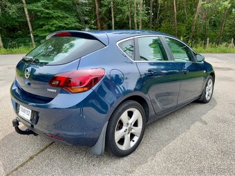 Opel Astra - 3
