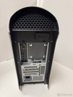 Herní počítač Dell Alienware Aurora R13 - 3