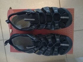 boty KEEN 11,5 (45) stélka 29,5cm - 3